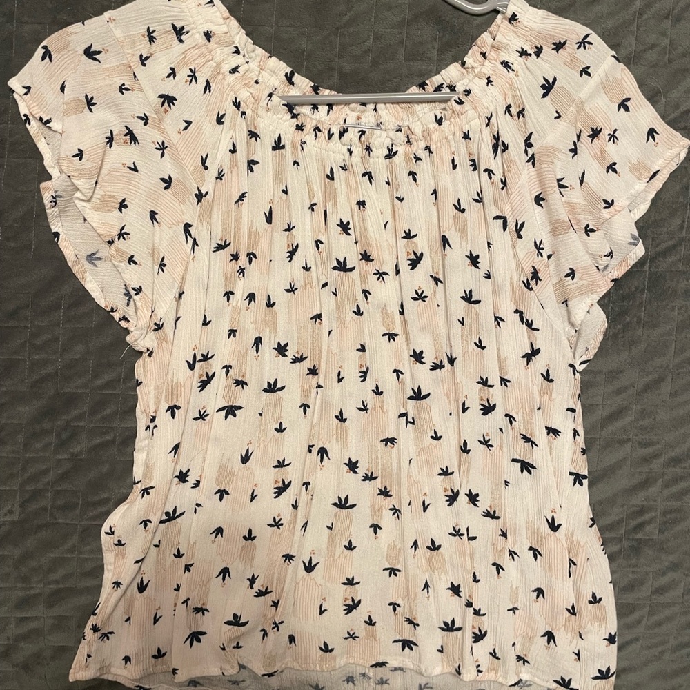 Scoop neck blouse